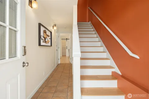 $875,000 | 3201 23rd Avenue West, Seattle, WA 98199