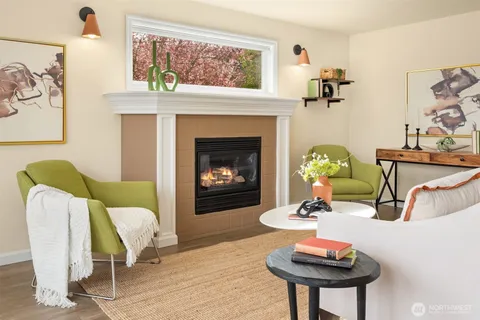 $875,000 | 3201 23rd Avenue West, Seattle, WA 98199