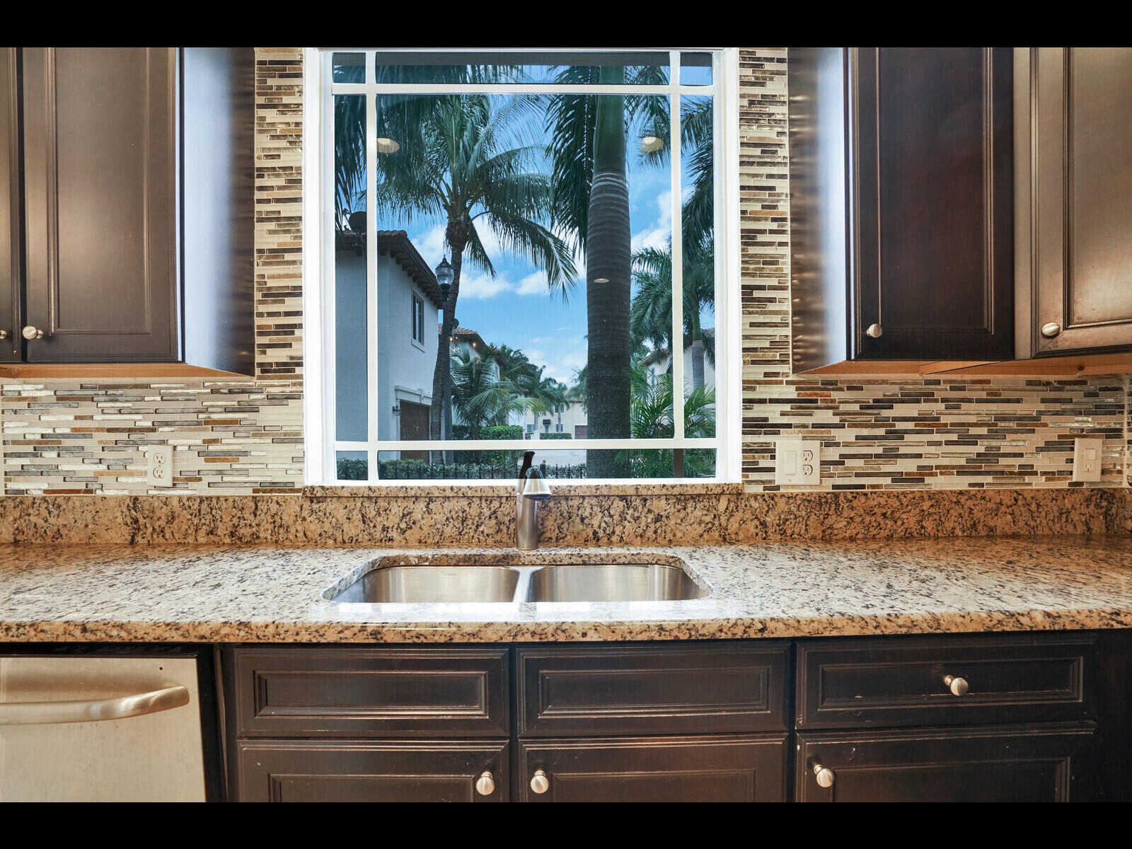 140 Northwest Emerson Place Boca Raton, FL 33432 - Photo 12 of 39 12_Image_12_mls