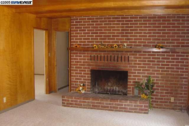 4378 South Roberts Road Stockton, CA 95206 - Photo 7 of 9 a building with a fireplace