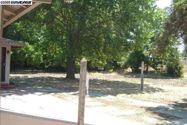 4378 South Roberts Road Stockton, CA 95206 - Photo 8 of 9 a view of a street with a tree