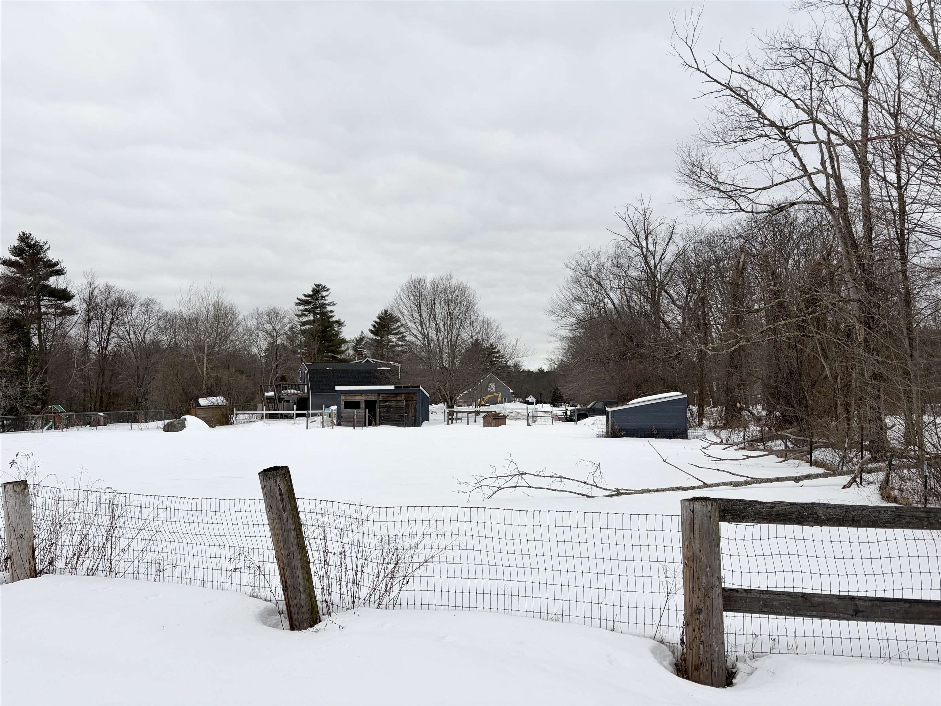 395 Critchett Road Candia, NH 03034 - Photo 5 of 42