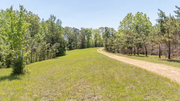 $679,000 | 289 A Cr North, Walnut, MS 38683