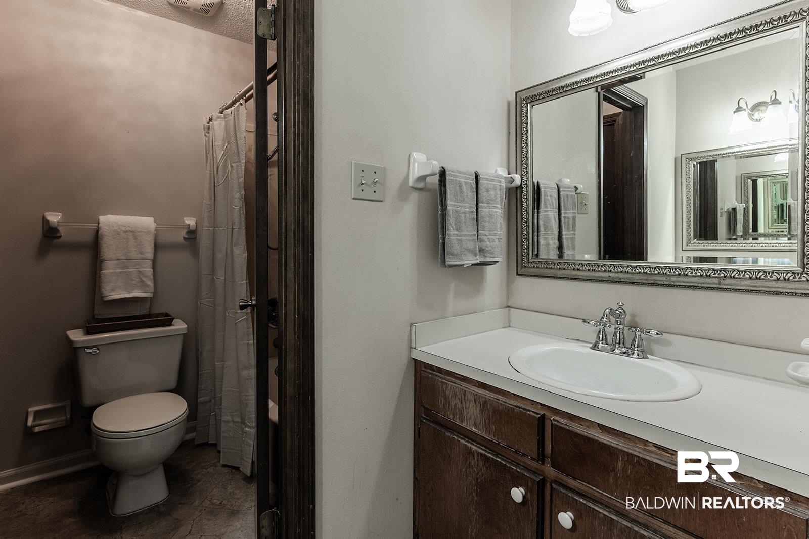 5616 Candia Court Mobile, AL 36693 - Photo 19 of 34 Master Bathroom