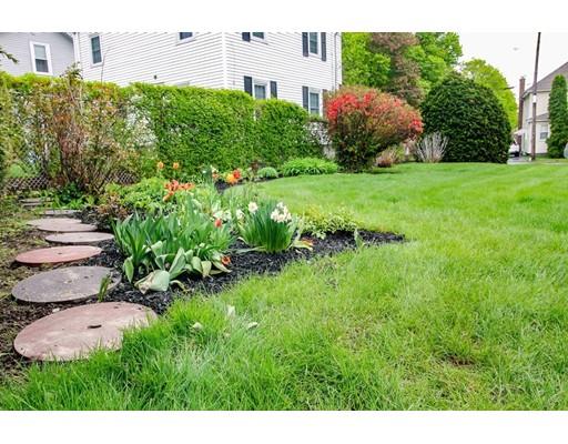196 Beverly Road Worcester, MA 01605 - Photo 3 of 30
