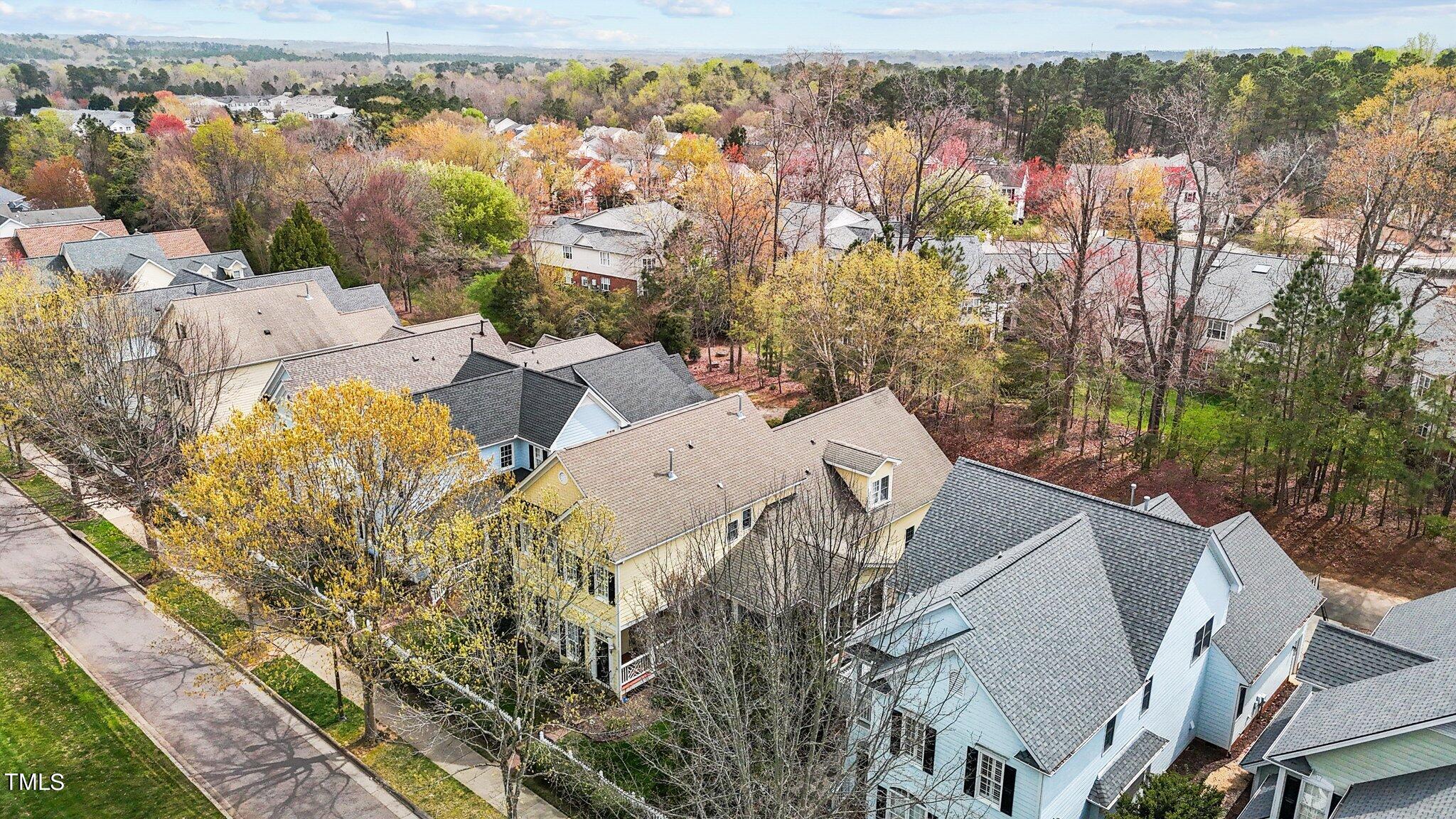 2032 Hopeton Avenue Raleigh, NC 27614 - Photo 5 of 43 3-web-or-mls-DJI_20240219043932_0308_D