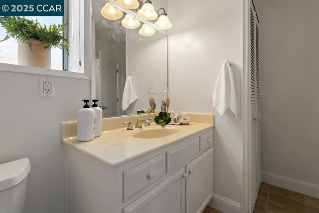 $338,000 | 2200 Pine Knoll Drive, Unit 11, Walnut Creek, CA 94595