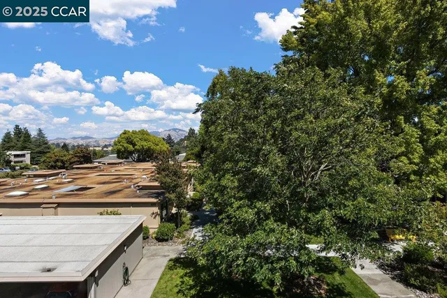 $338,000 | 2200 Pine Knoll Drive, Unit 11, Walnut Creek, CA 94595