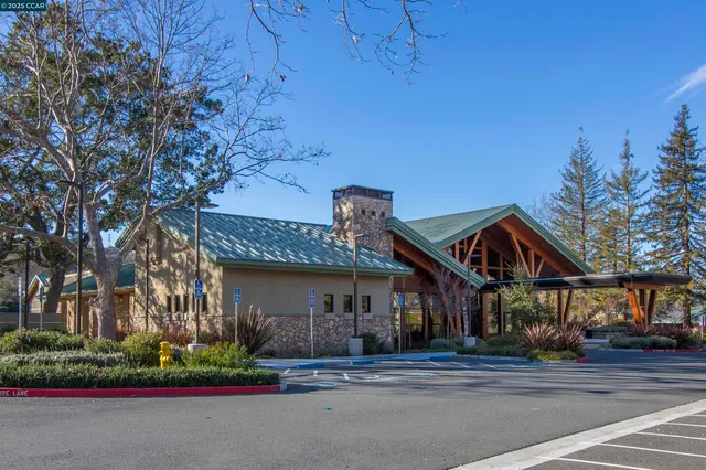 $338,000 | 2200 Pine Knoll Drive, Unit 11, Walnut Creek, CA 94595