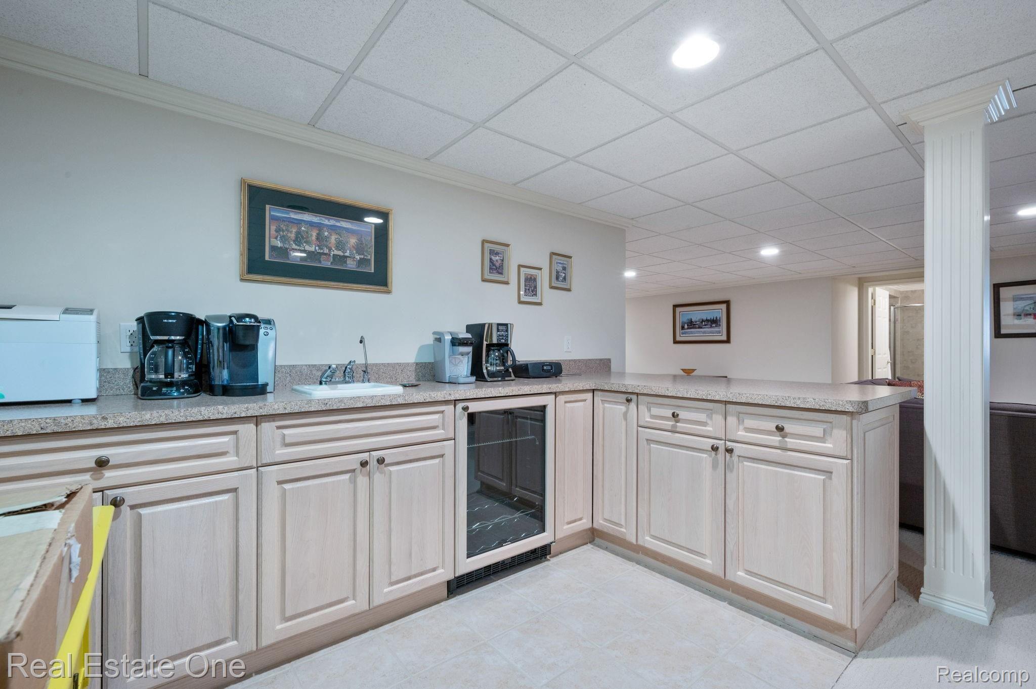 5144 Brecon Court Rochester, MI 48306 - Photo 34 of 51 39-web-or-mls-5144-Brecon-Ct-33.jpg