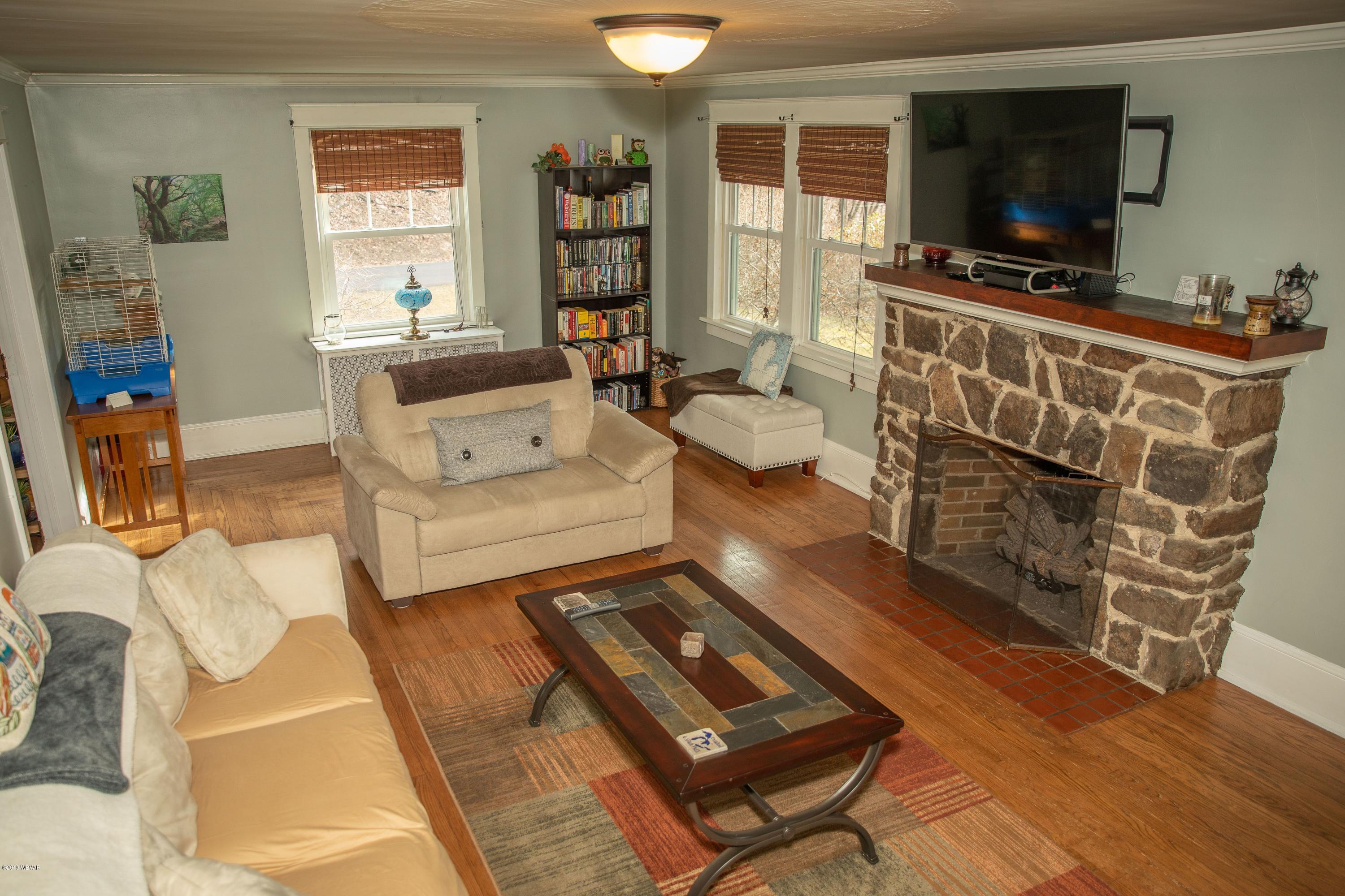 1820 Ravine Road Williamsport, PA 17701 - Photo 13 of 21 Ravin Living Room 3