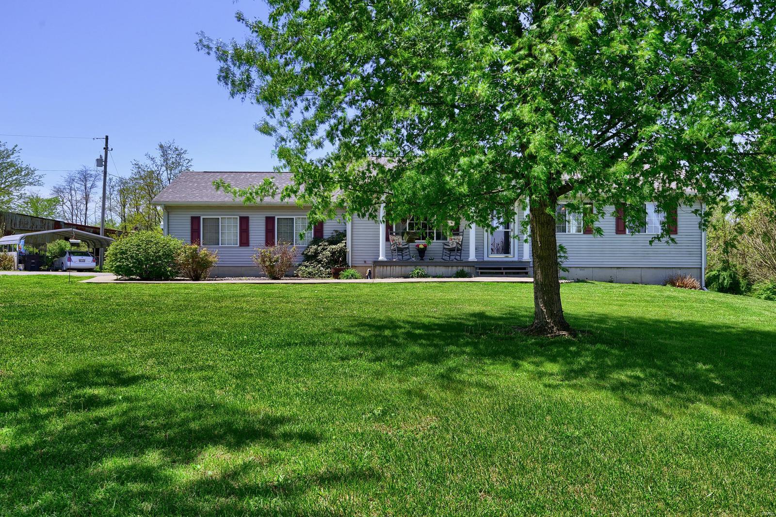 9335 Klondike Road Worden, IL 62097 - Photo 22 of 35