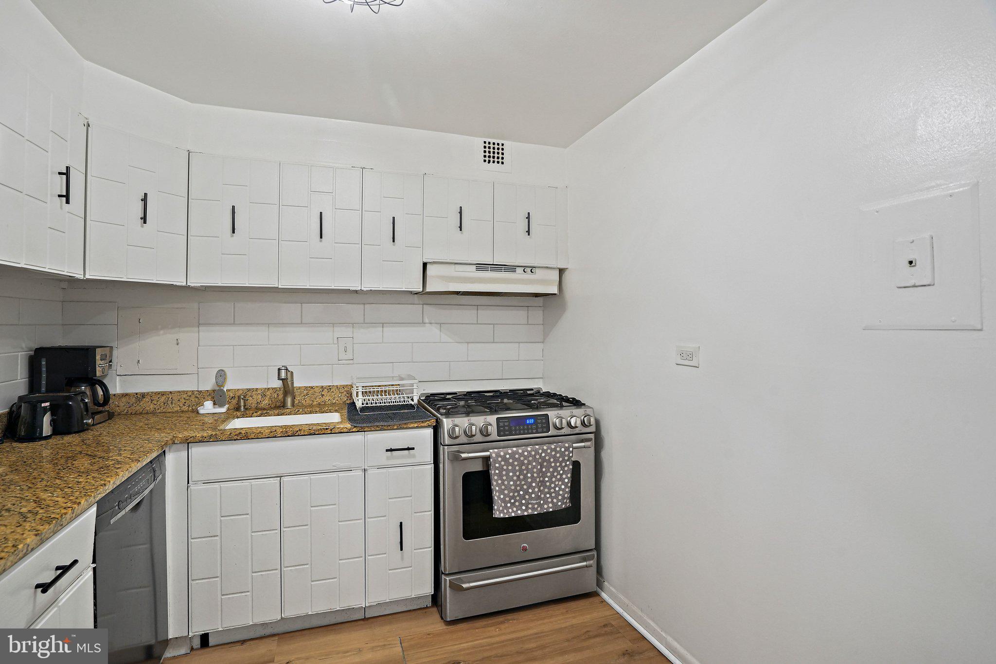 700 7th Street Southwest, Unit 311 Washington, DC 20024 - Photo 9 of 44