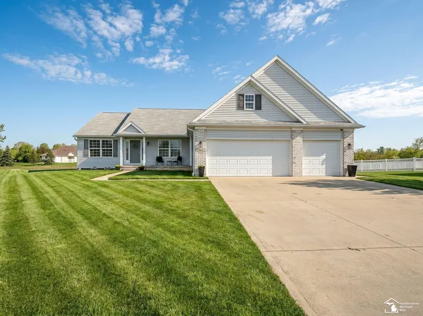 $429,000 | 901 Plum Tree Circle, Monroe, MI 48161