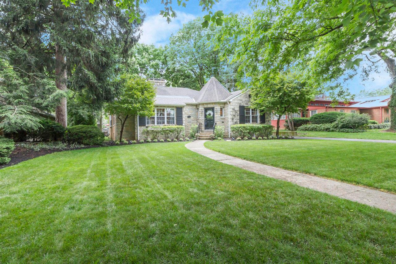 2725 Brentwood Road Bexley, OH 43209 - Photo 3 of 85