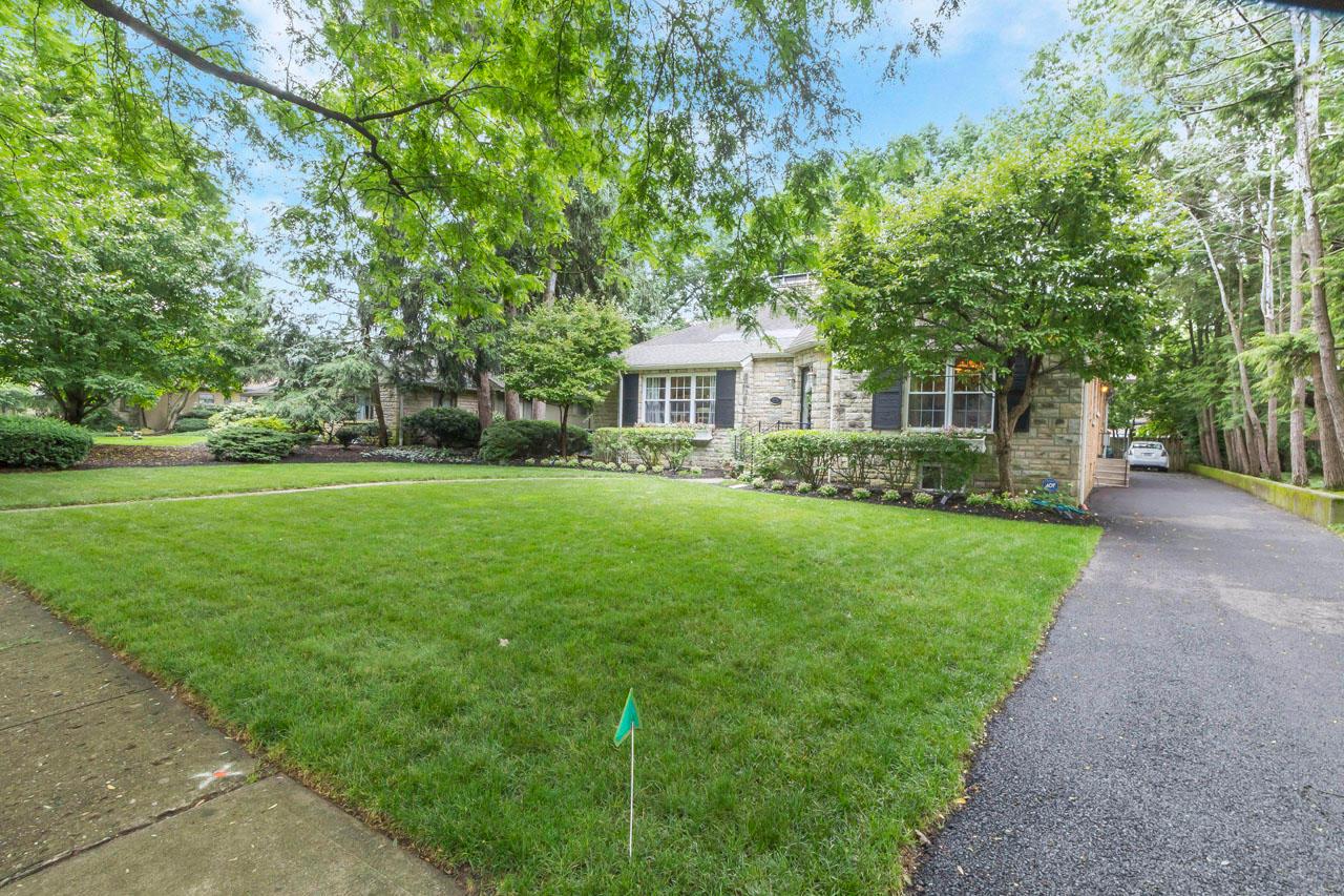 2725 Brentwood Road Bexley, OH 43209 - Photo 4 of 85