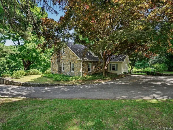 $600,000 | 729 Croton Falls Road, Carmel, NY 10512