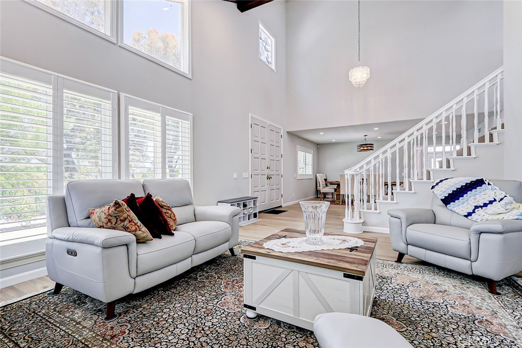 10 Cambridge Manhattan Beach, CA 90266 - Photo 4 of 53