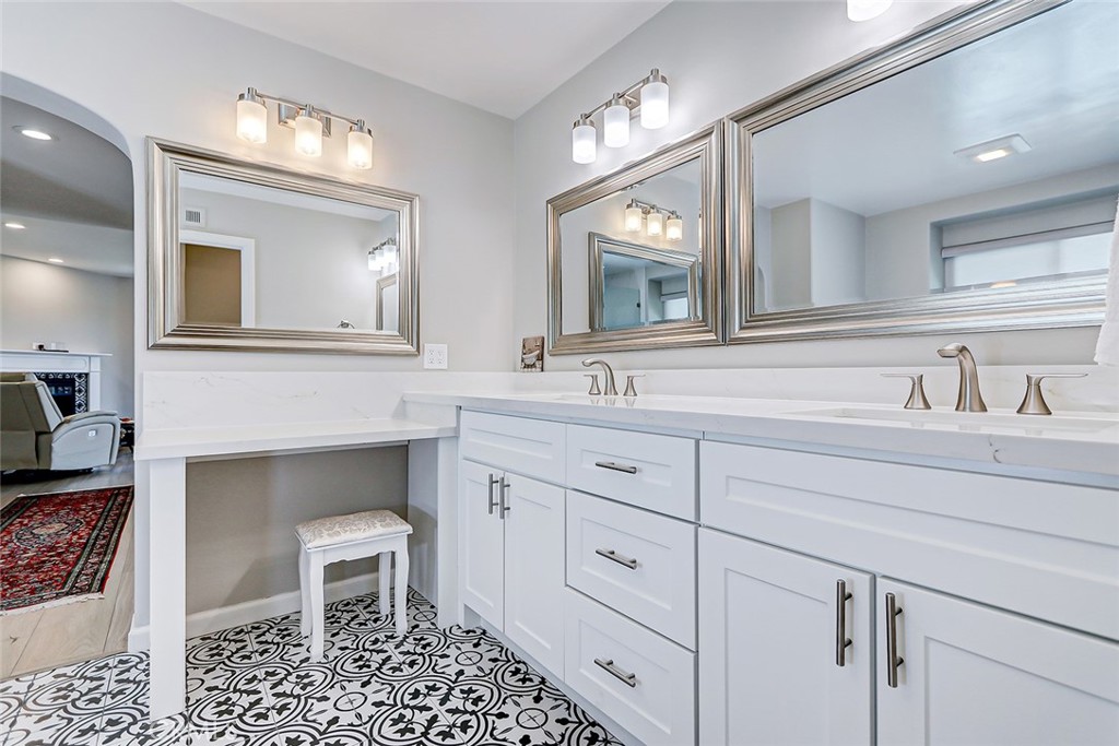 10 Cambridge Manhattan Beach, CA 90266 - Photo 45 of 53