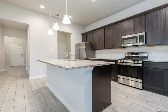 $1,890 | 13109 Blue Flame Drive, San Antonio, TX 78245