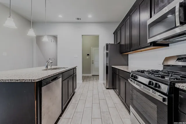 $1,890 | 13109 Blue Flame Drive, San Antonio, TX 78245