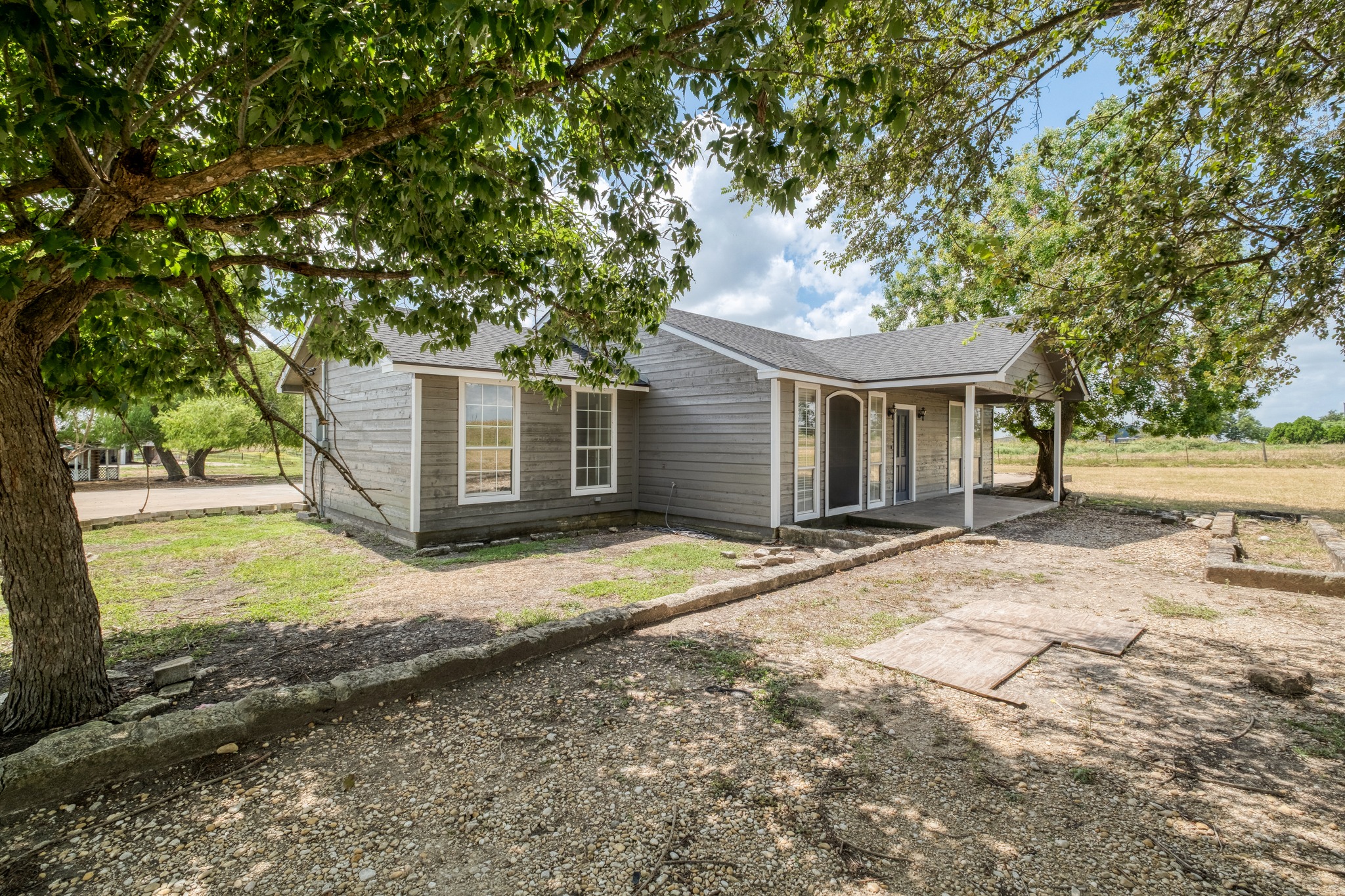 2701 Windy Ridge Road Taylor, TX 76574 - Photo 3 of 28