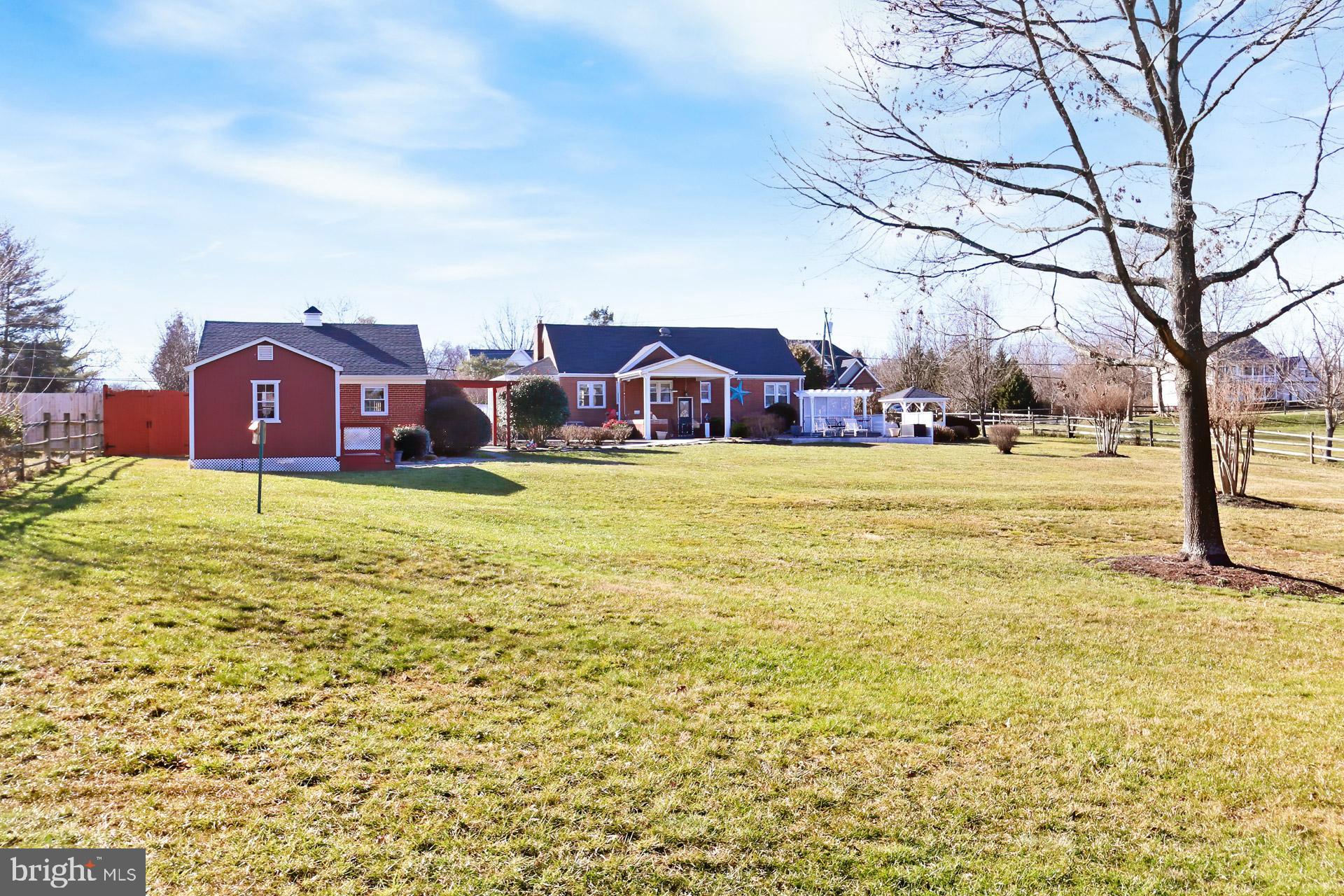 9401 Ox Road Lorton, VA 22079 - Photo 41 of 51 View of back of home