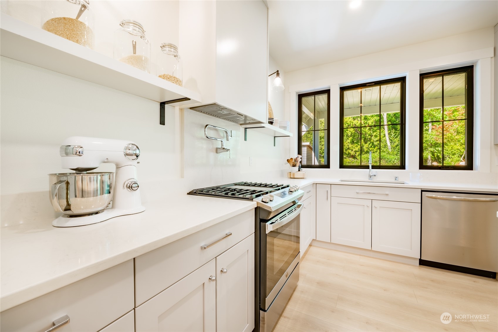 6032 Birch Point Road Blaine, WA 98230 - Photo 15 of 40 Gallery Image 15