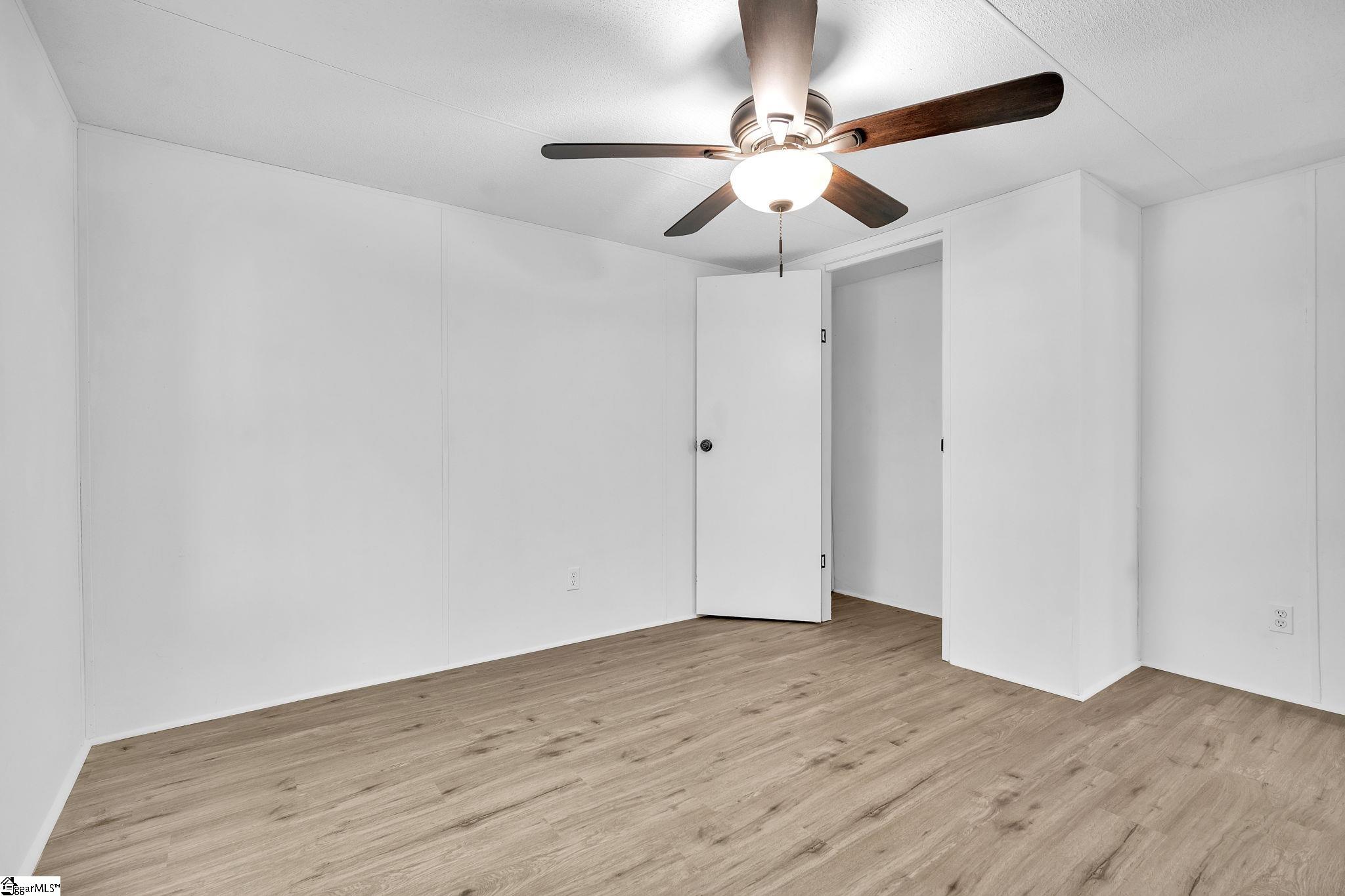 144 Windmont Road Pickens, SC 29671 - Photo 12 of 25