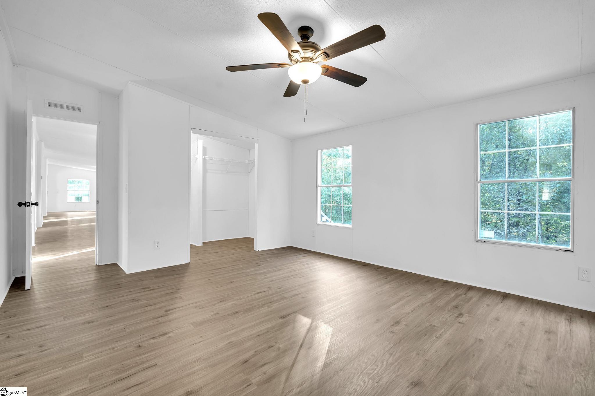 144 Windmont Road Pickens, SC 29671 - Photo 8 of 25