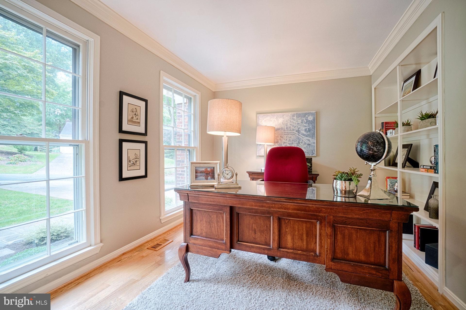 11603 Auburn Grove Court Reston, VA 20194 - Photo 8 of 28 Main Level Office