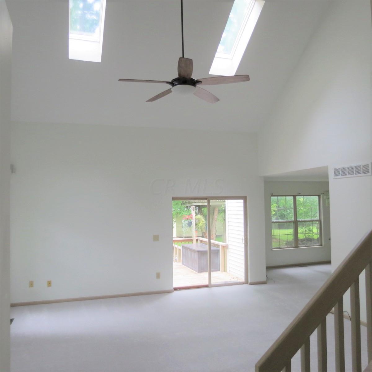 249 Citation Road Southwest Pataskala, OH 43062 - Photo 9 of 44