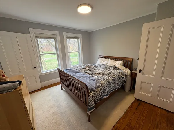 $2,850 | 2 Willow Terrace, Unit 1, Newton, MA 02459