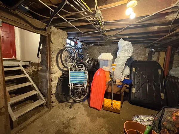 $2,850 | 2 Willow Terrace, Unit 1, Newton, MA 02459