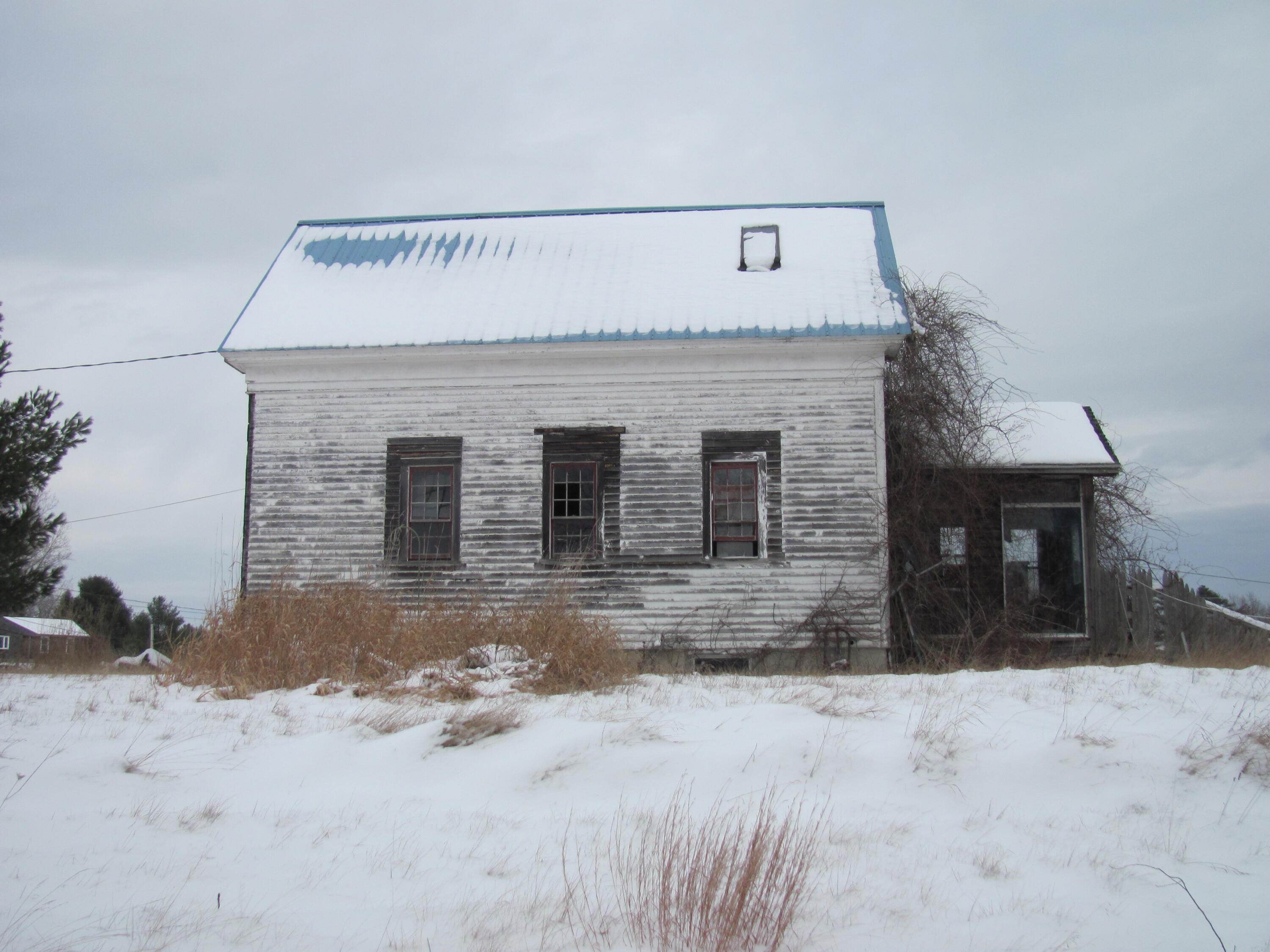 216 Curtis Road Arundel, ME 04046 - Photo 3 of 17 Dunn Property 219