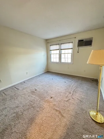 $195,000 | 34 A Padanaram Road, Unit 103, Danbury, CT 06811