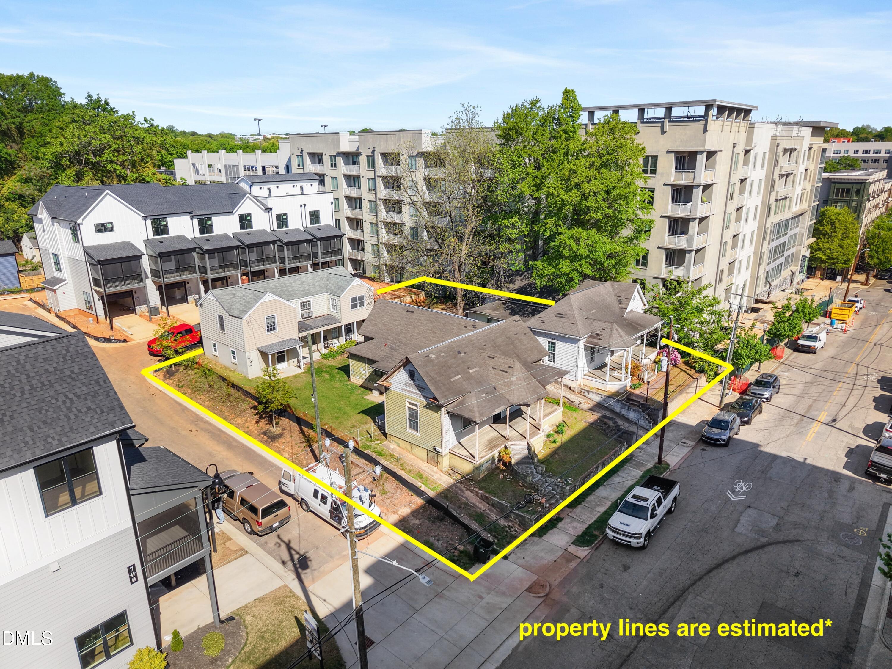 407-411 North Boylan Avenue Raleigh, NC 27603 - Photo 4 of 16 a view of a city from a patio