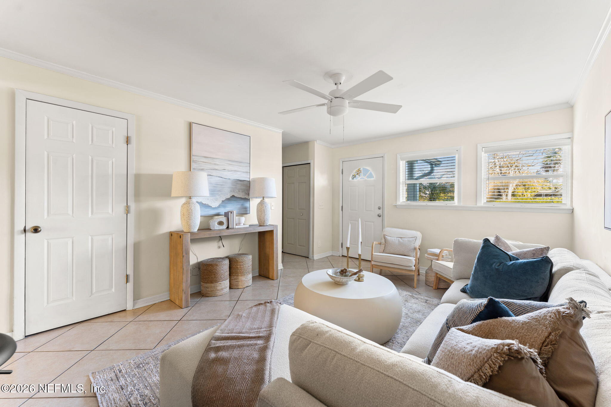 836 Cavalla Road Atlantic Beach, FL 32233 - Photo 6 of 29 8-Family Room