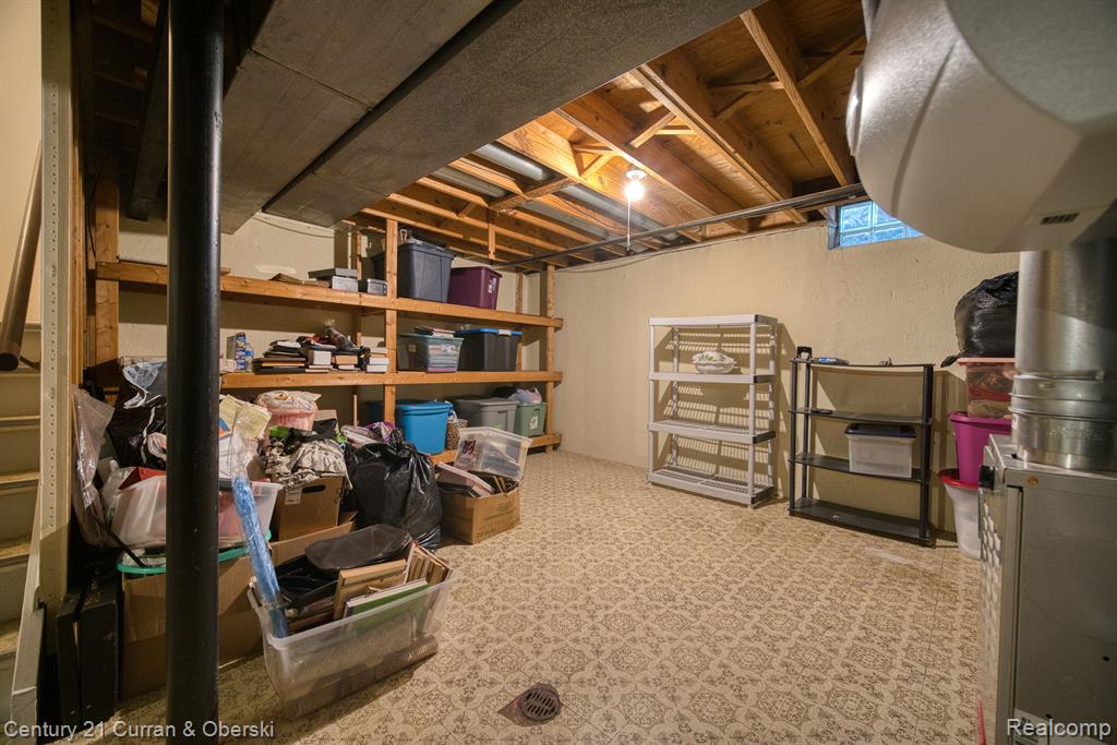 31189 Hoover Road Warren, MI 48093 - Photo 30 of 34