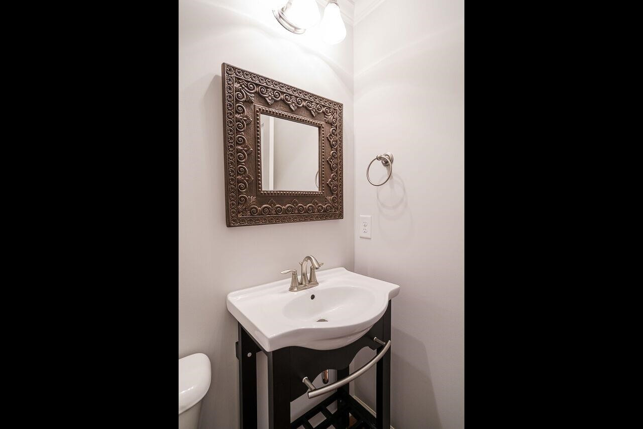 1308 Rodessa Run Raleigh, NC 27607 - Photo 19 of 31 Powder Room