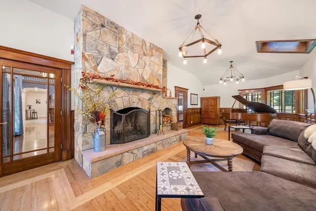 $2,500,000 | 47 Addison Street, Braintree, MA 02184