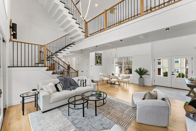 $2,789,888 | 12 Hill Street, Needham, MA 02494