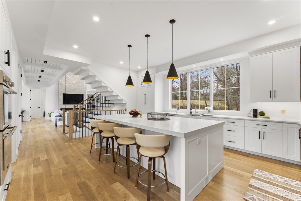 12 Hill Street Needham, MA 02494 - Photo 6 of 24