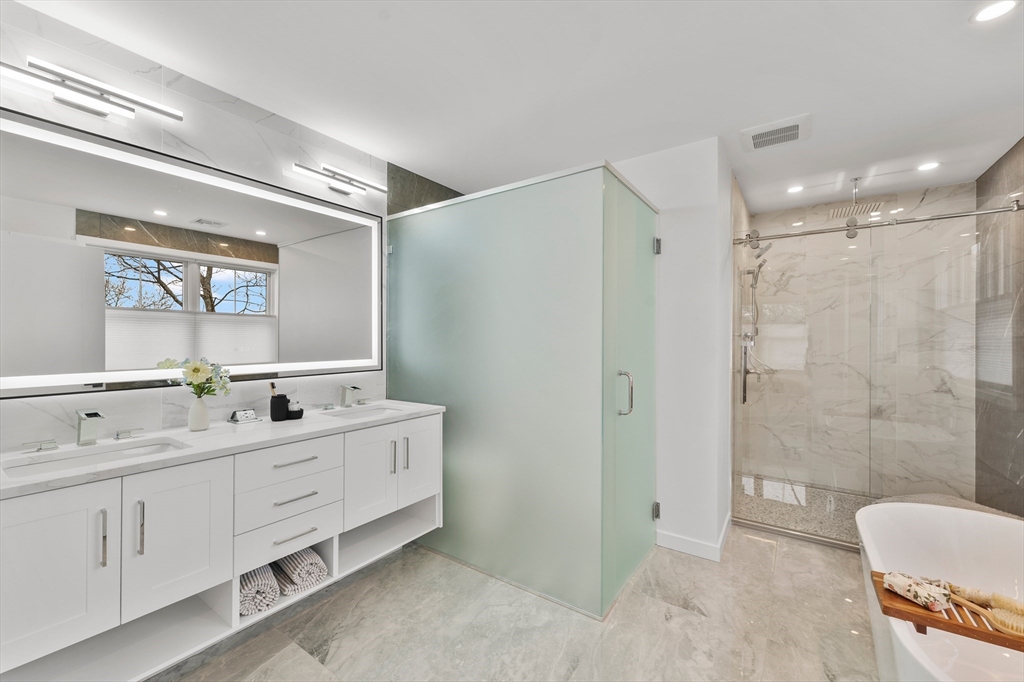 12 Hill Street Needham, MA 02494 - Photo 10 of 24