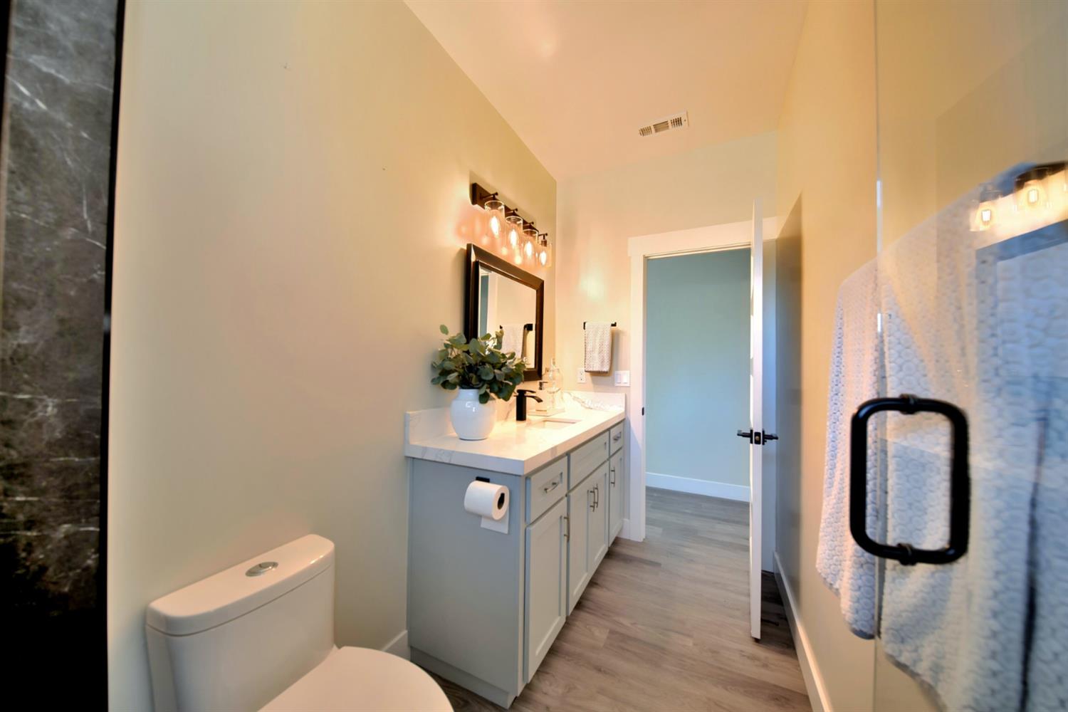 3121 Golf Links Road Ceres, CA 95351 - Photo 57 of 95