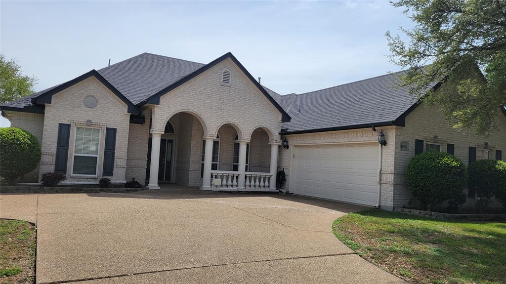 10701 Whitestone Ranch Road Benbrook, TX 76126 - Photo 3 of 40
