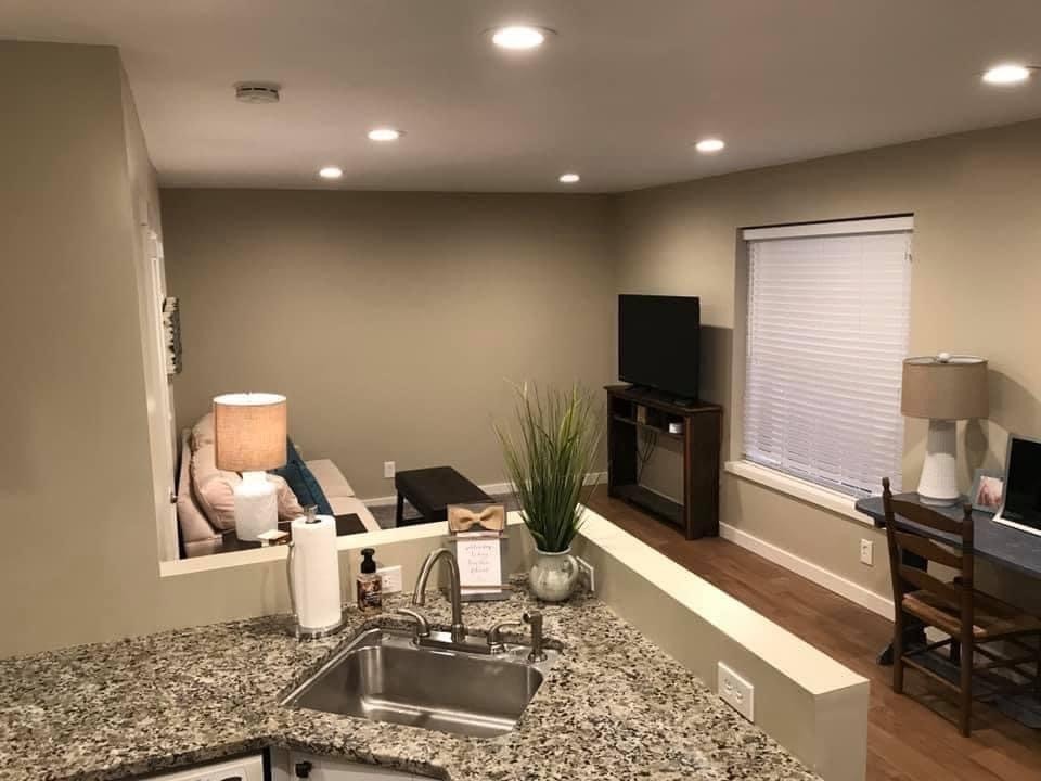 1004 B Holly Tree Gap Road Brentwood, TN 37027 - Photo 2 of 6