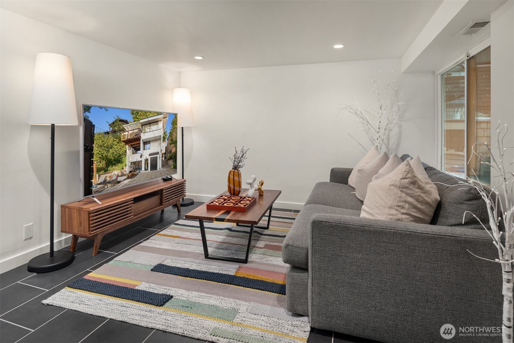 617 33rd Avenue East Seattle, WA 98112 - Photo 18 of 36