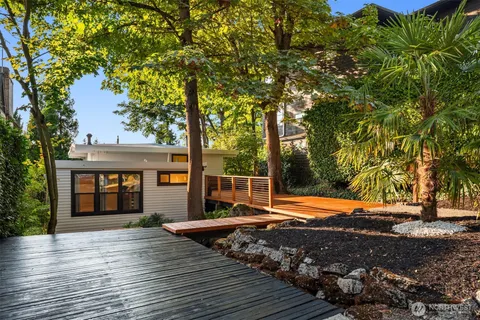 $1,795,000 | 617 33rd Avenue East, Seattle, WA 98112