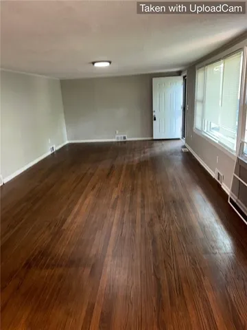 $205,000 | 913 South Hocker Avenue, Independence, MO 64050